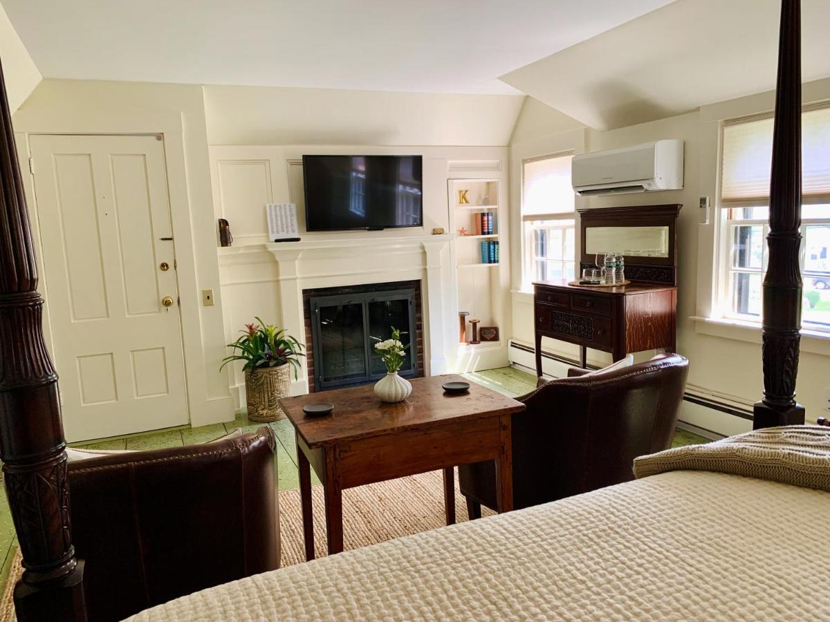 Bed and Breakfast Ashley Manor Барнстейбл Екстер'єр фото