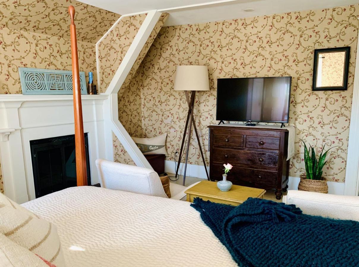 Bed and Breakfast Ashley Manor Барнстейбл Екстер'єр фото